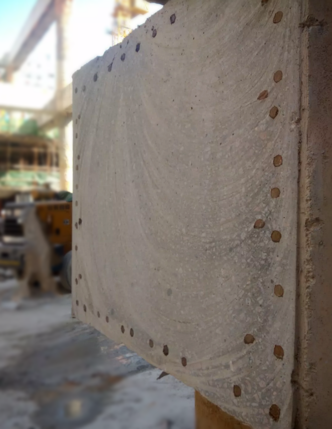 金剛石<a href=http://m.langhao365.com/diamond-wire-saw-blog/20180606/69.html target=_blank class=infotextkey>繩鋸切割</a>鋼筋混凝土