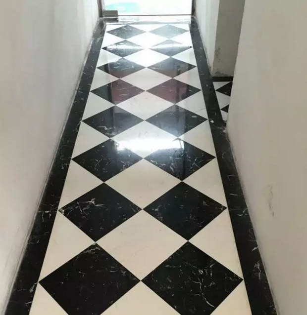 黑冰花地板拼接鋪設效果