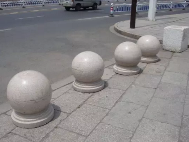 湖北芝麻白擋車石